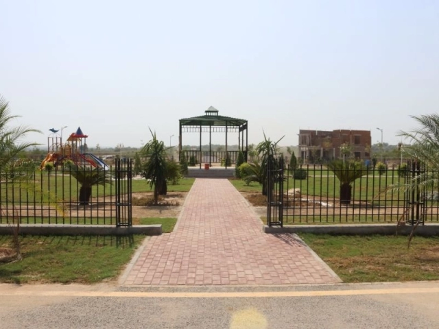10 Marla plots for sale on Installments in city Housing Society Jhelum