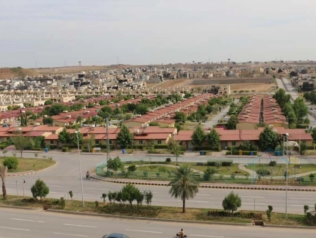 Highly-Desirable Upper Portion Available In Bahria Town Phase 8 For Rent